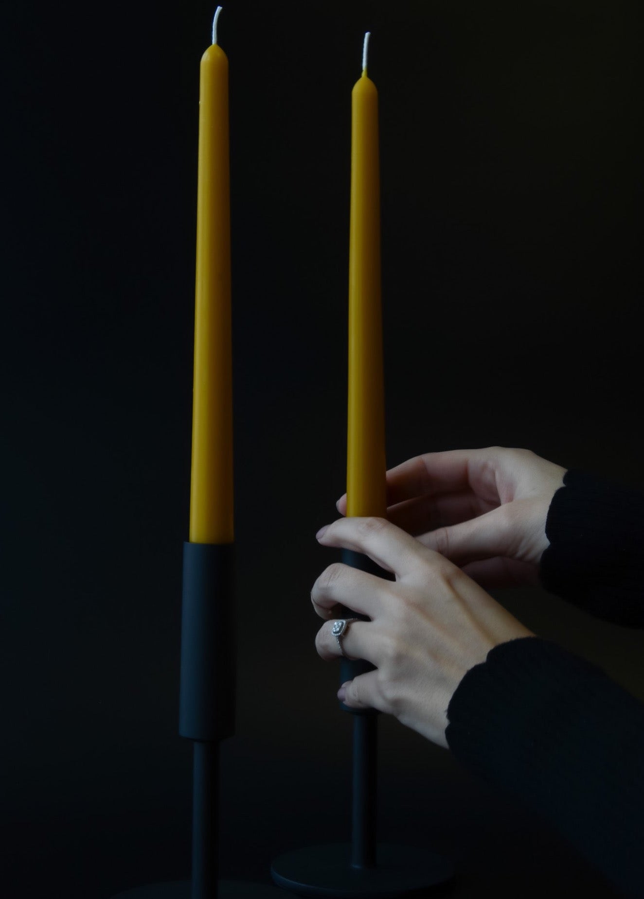 BEESWAX DUO DINNER TAPERS